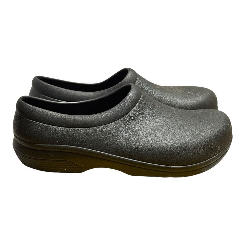 Crocs Specialist II Clogs Black Women's Size 9 Comfort Work Slip Resistant Shoes